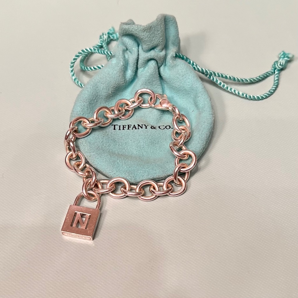 Tiffany & Co Sterling Silver Charm Bracelet with Letter N Padlock Charm - Picture 2 of 14